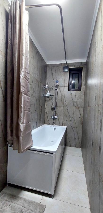 Apartment In Street Toktogula 77 Bishkek Exterior foto